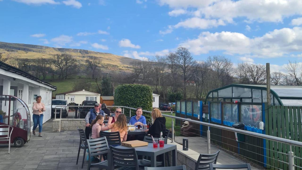 Campsie Glen Holiday Park Fintry Εξωτερικό φωτογραφία