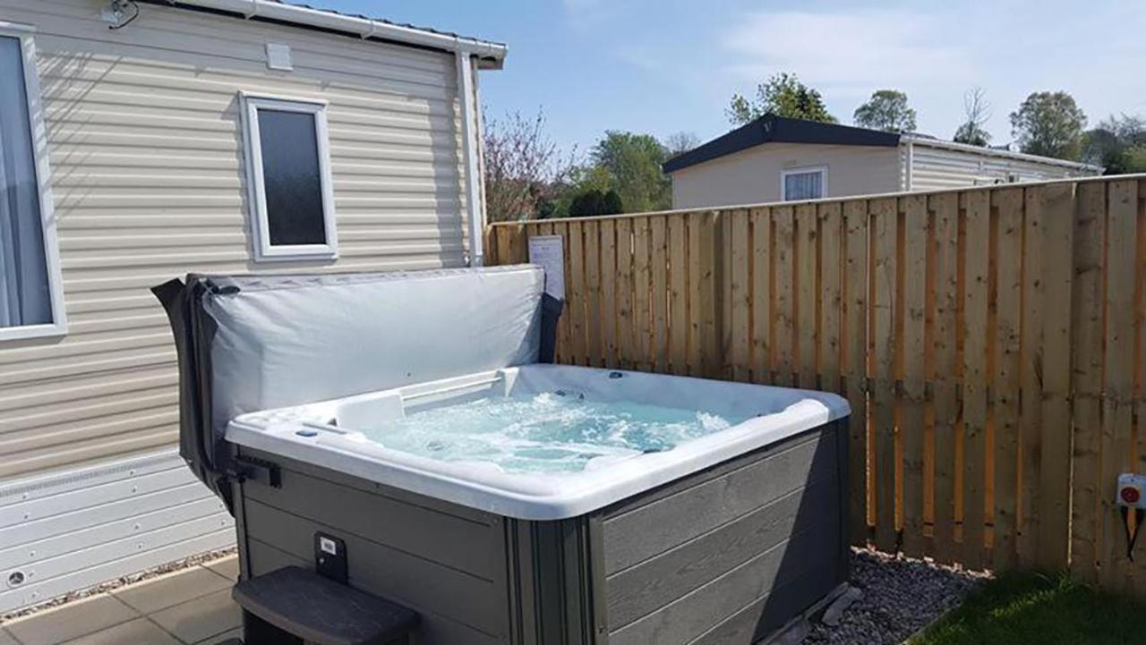 Campsie Glen Holiday Park Fintry Δωμάτιο φωτογραφία